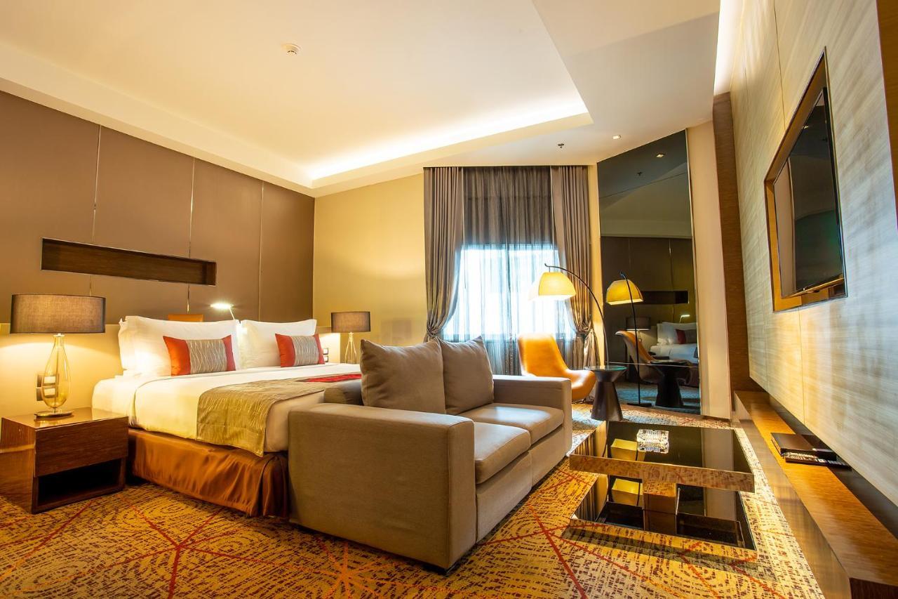 Graceland Bangkok By Grace Hotel - Sha Extra Plus Exterior photo